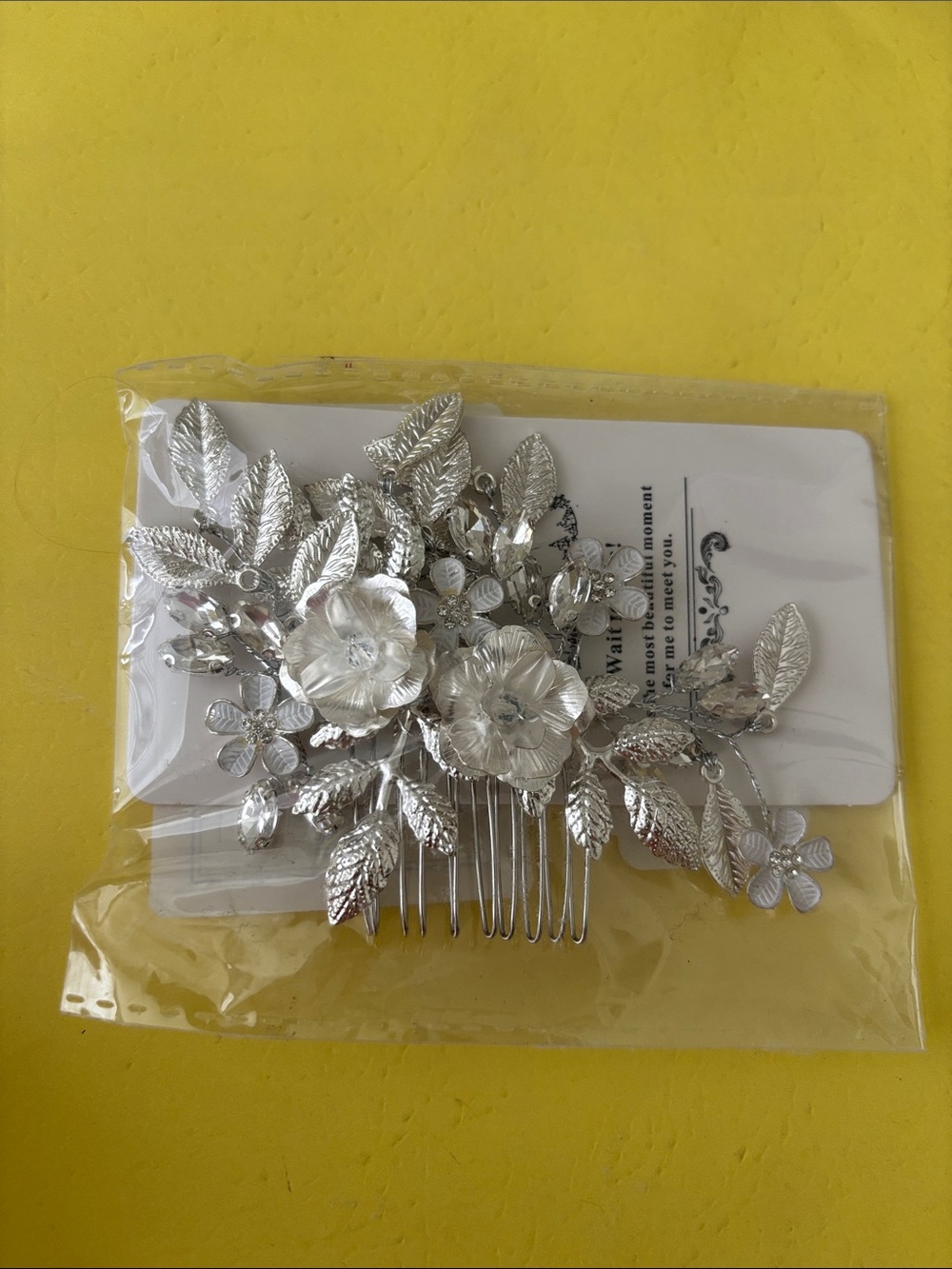 Silver Floral Hair Comb - Elegant Women’s Accessory